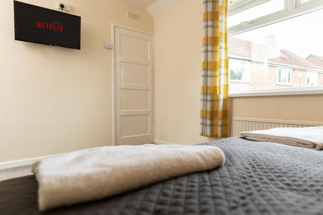 Taylor House Contractors Welcome Off Street Parking For Vans Durham Zewnętrze zdjęcie
